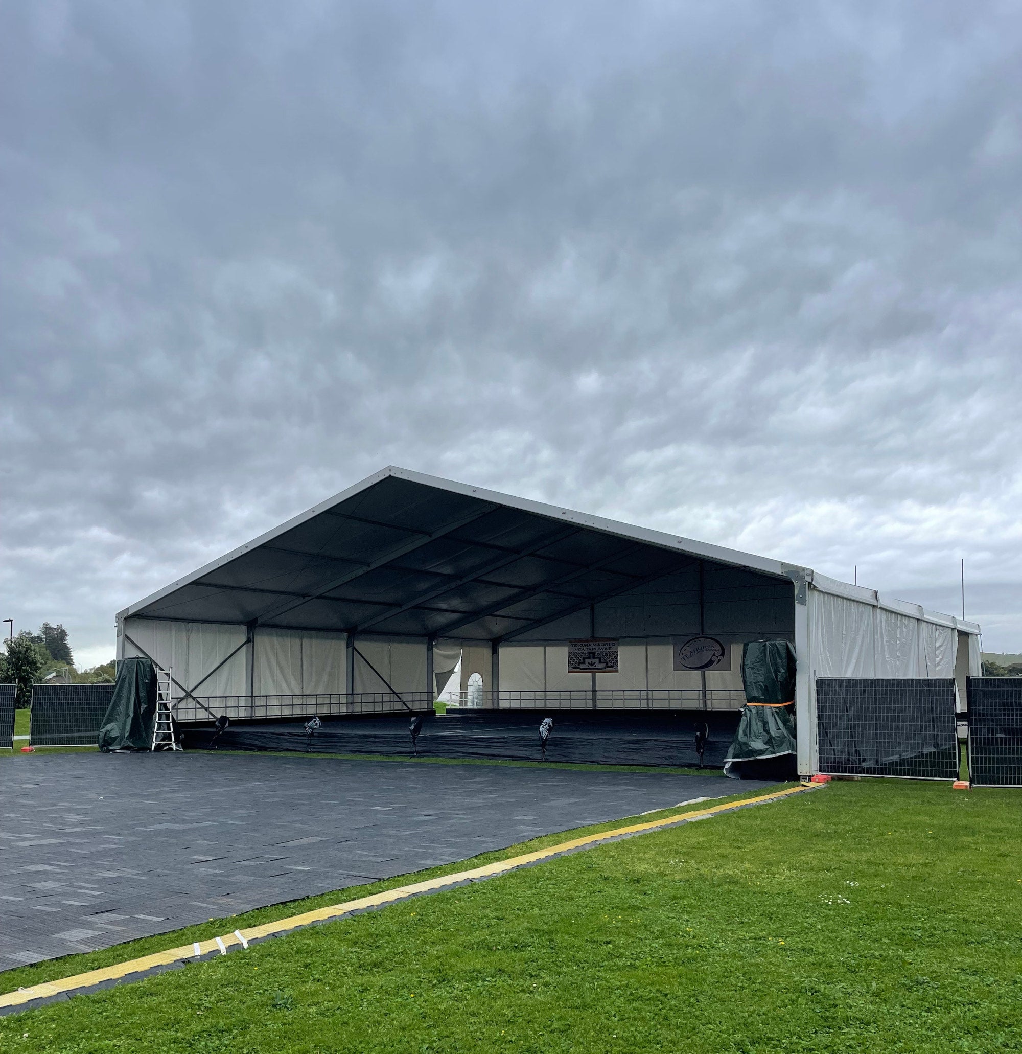 Flooring Hire - Hire flooring for your marquee